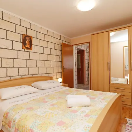 Apartments By The Sea Brna, Korcula - 4463 Exterior photo