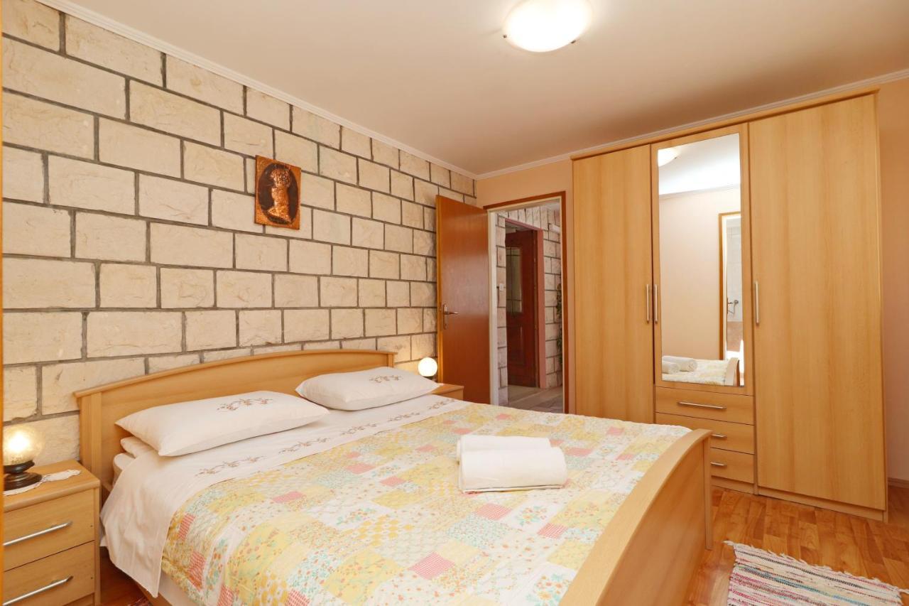 Apartman By The Sea Brna, Korcula - 4463 *